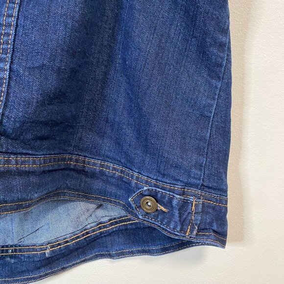 Cato Womens Denim Vest Size 26/28W Blue With Button Front & Pockets - Picture 9 of 11